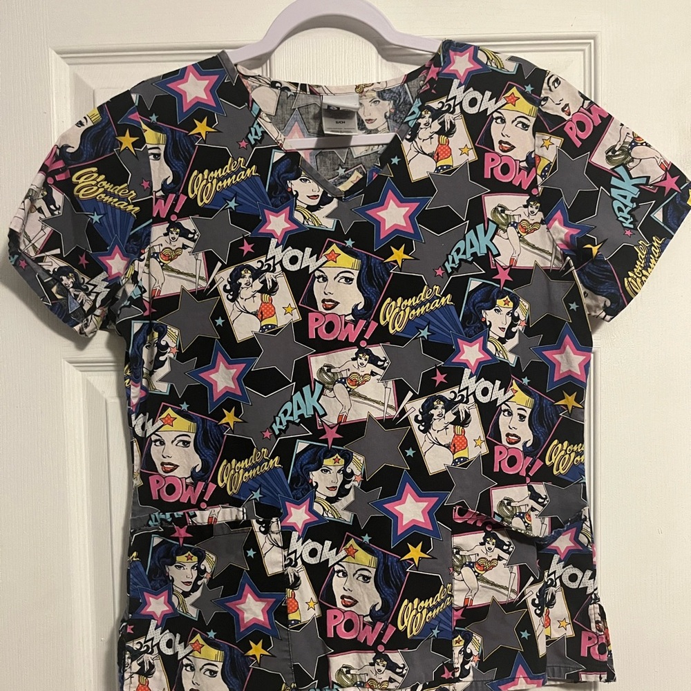 Scrub top